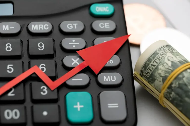 Como as Mudanças na Taxa Selic Influenciam o Crédito Imobiliário no Brasil em 2025