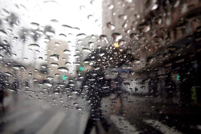 Tempestade se aproxima do Rio Grande do Sul com a chegada de frente fria
