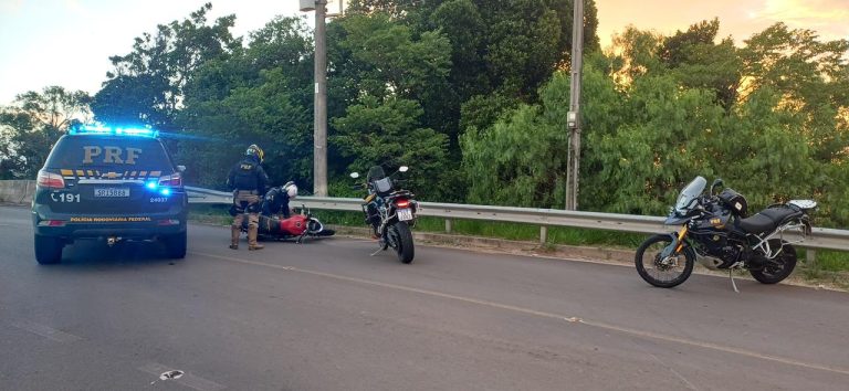 Polícia Rodoviária Federal detém jovens por competição ilegal e direção perigosa na FreeWay
