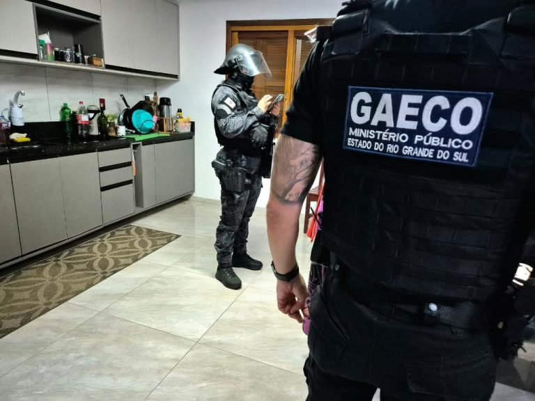 Ministério Público do RS investiga irregularidades em tratamentos home care; Decisão judicial bloqueia R$ 12 milhões.