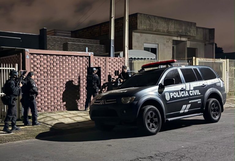 Quatro suspeitos são detidos após assalto a joalheria em shopping de Porto Alegre