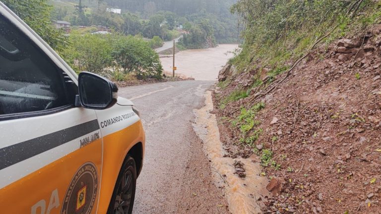 Bloqueios nas Estradas do RS Somam 19 Pontos na Manhã de Quarta-feira (22)